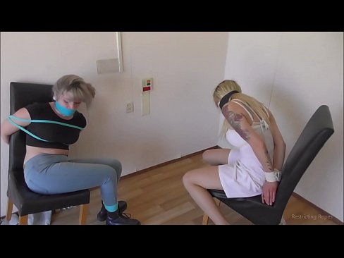 ❤️ Залежний / зв'язаний і з кляпом / дівчина в біді ❤ Порно-відео у нас